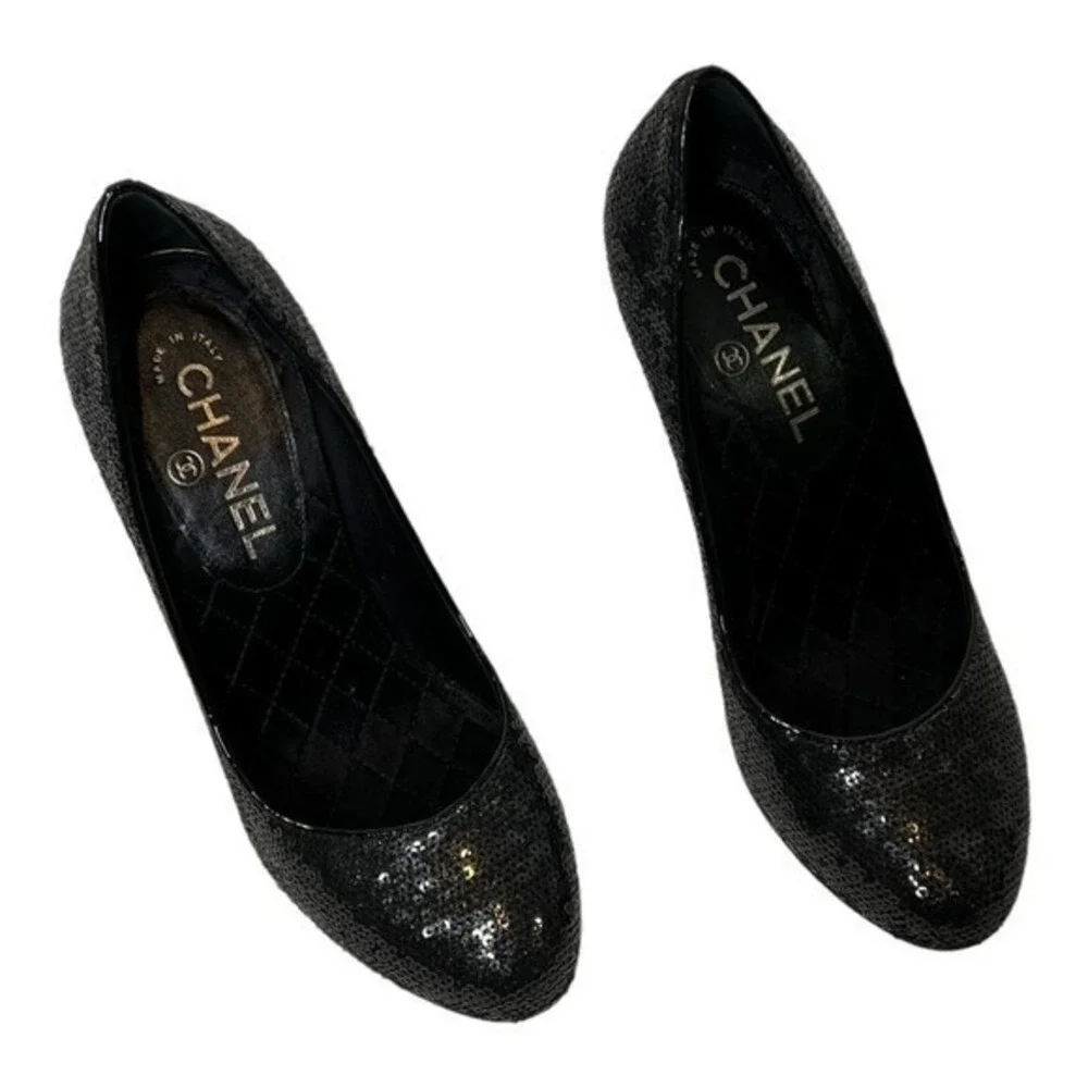 Chanel Pumps Women Black Sequin Round Toe CC Logo Stiletto Heels Made in‎ Italy
